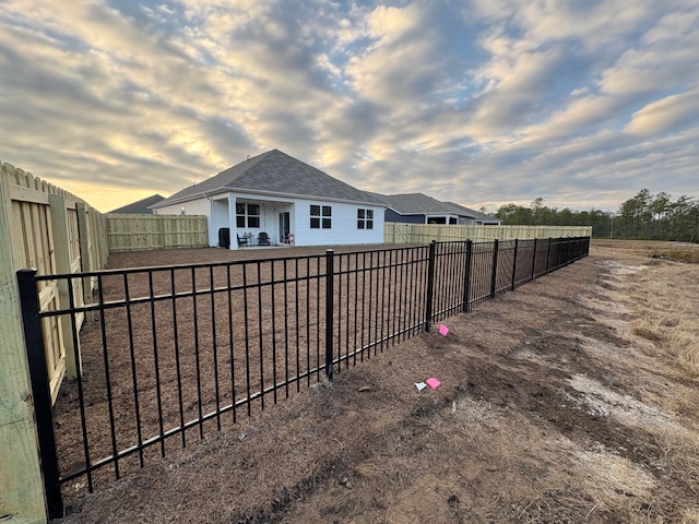 Leland, NC - Love this new wood and aluminum fence installation combo in Leland. All ready for the new year! Leland, NC - Love this new wood and aluminum fence installation combo in Leland. All ready for the new year!
