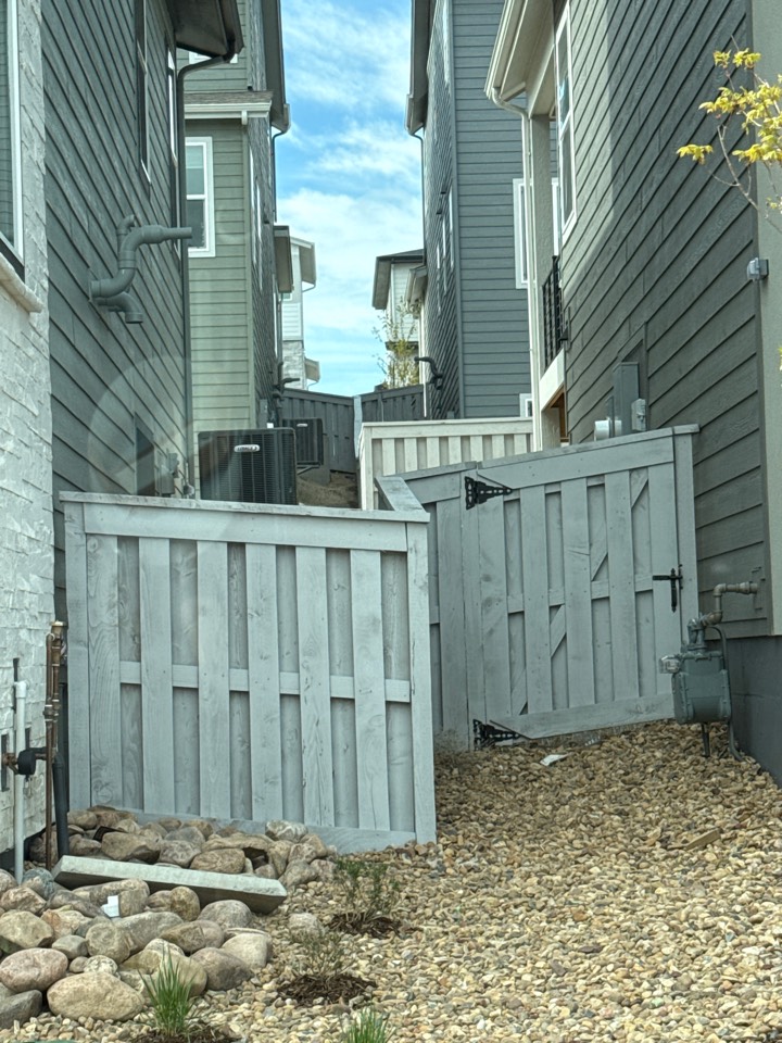 Lone Tree, CO - Top Rail Fence in Lone Tree, CO doing estimates for stained shadow box fencing for new home communities. Lone Tree, CO - Top Rail Fence in Lone Tree, CO doing estimates for stained shadow box fencing for new home communities.